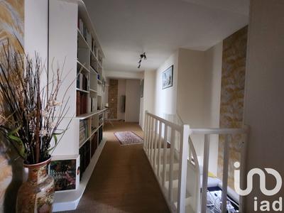 Maison - 243 m² - 8 pièces