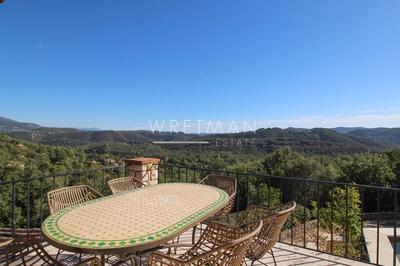 Villa - 150 m² - 4 pièces