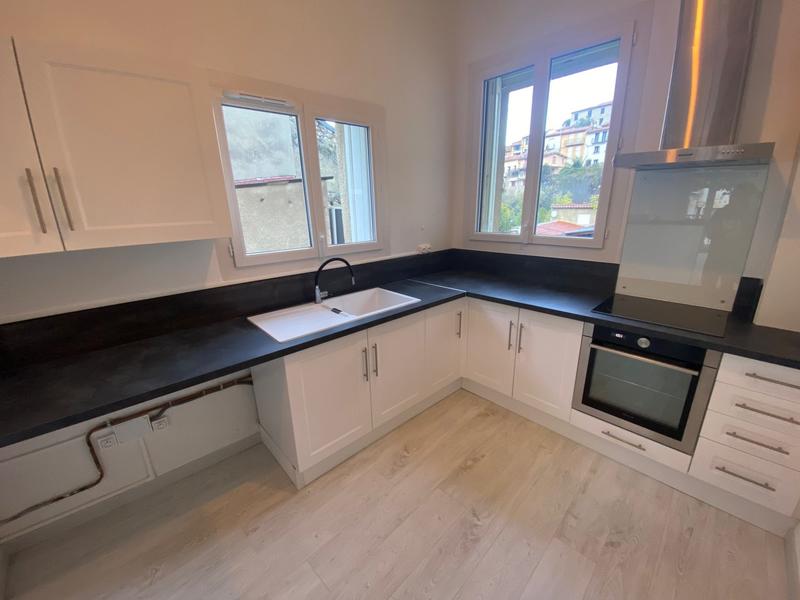 Appartement - 89 m² - 4 pièces