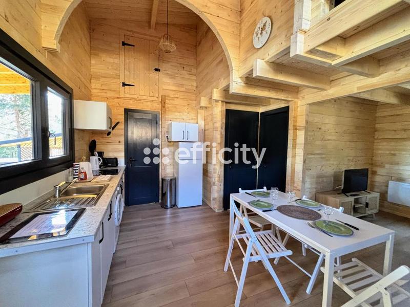 Châlet - 50 m² - 4 pièces