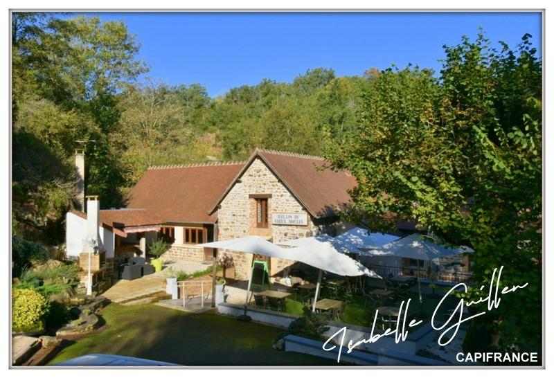 Propriété - 301 m² - 5 pièces