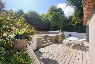 Maison - 203 m² - 7 pièces