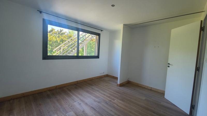 Maison de bois - 160 m² - 5 pièces