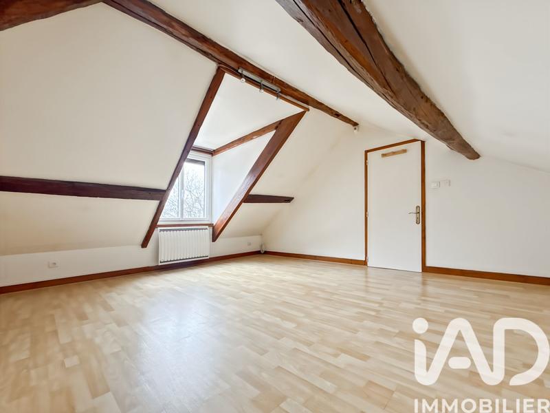 Maison - 211 m² - 8 pièces