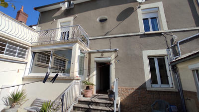 Maison - 164 m² - 6 pièces