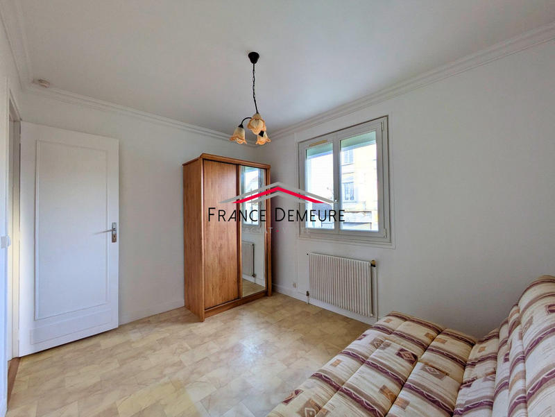 Maison - 91 m² - 5 pièces