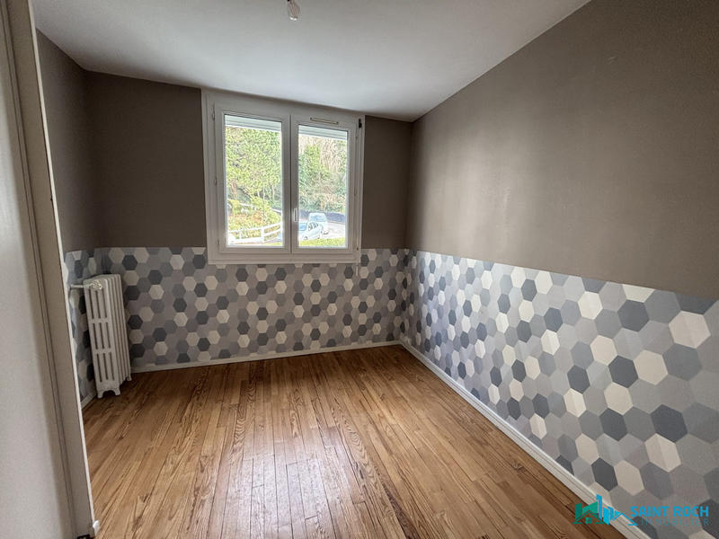 Appartement - 80 m² - 4 pièces