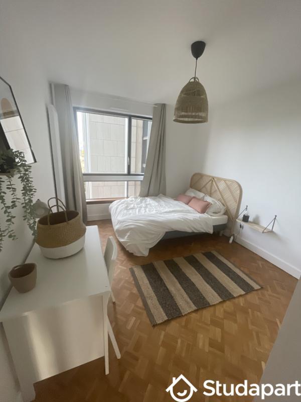 Chambre - 12 m² - 1 pièce
