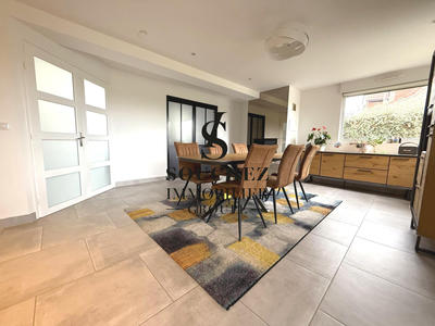 Maison - 185 m² - 7 pièces