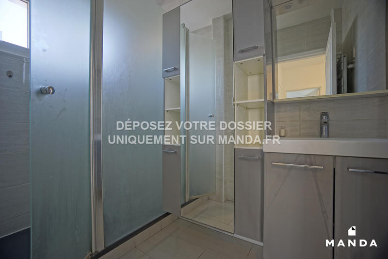 Chambre - 13 m² - 5 pièces