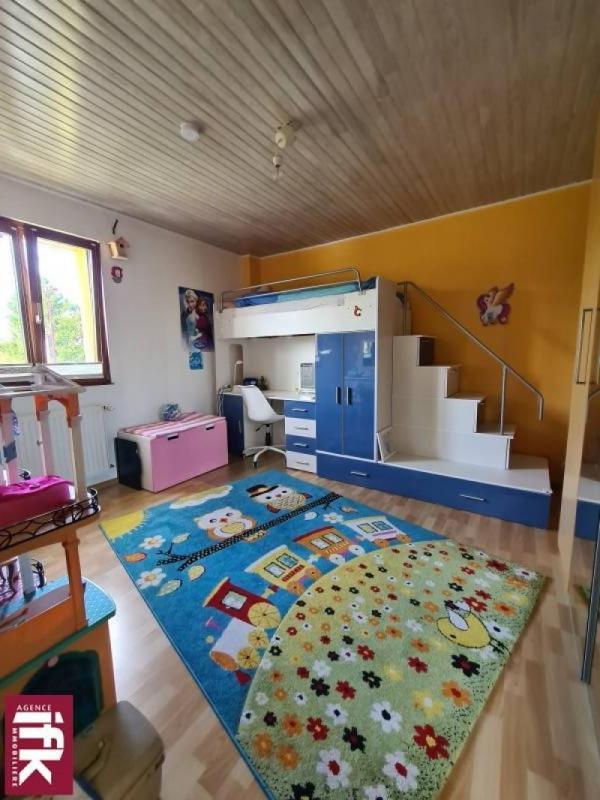 Maison - 147 m² - 5 pièces