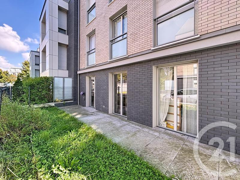 Appartement - 90 m² - 4 pièces