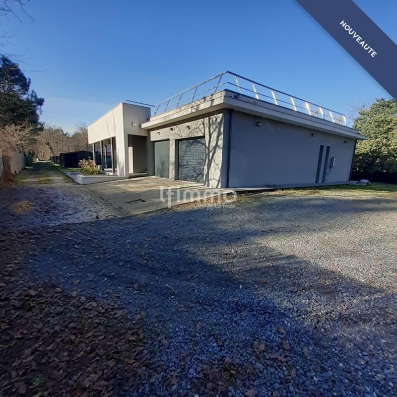 Maison - 148 m² - 6 pièces