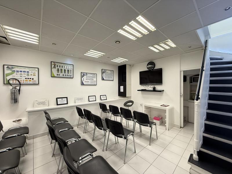 Fonds de commerce - Local commercial - 42 m²