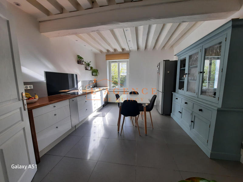 Maison - 170 m² - 6 pièces