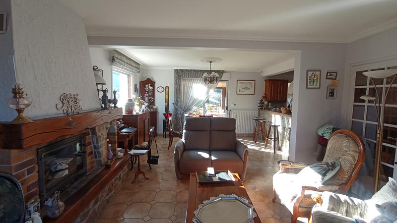 Maison - 123 m² - 6 pièces