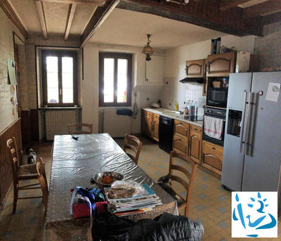 Maison - 205 m² - 7 pièces