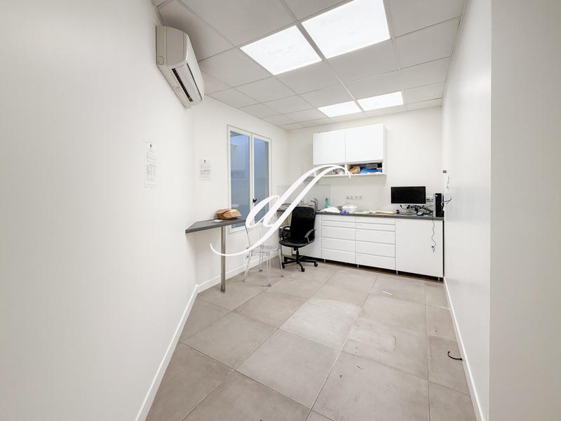 Local commercial - 125 m²