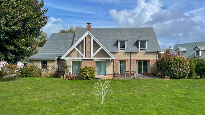 Maison - 151 m² - 6 pièces