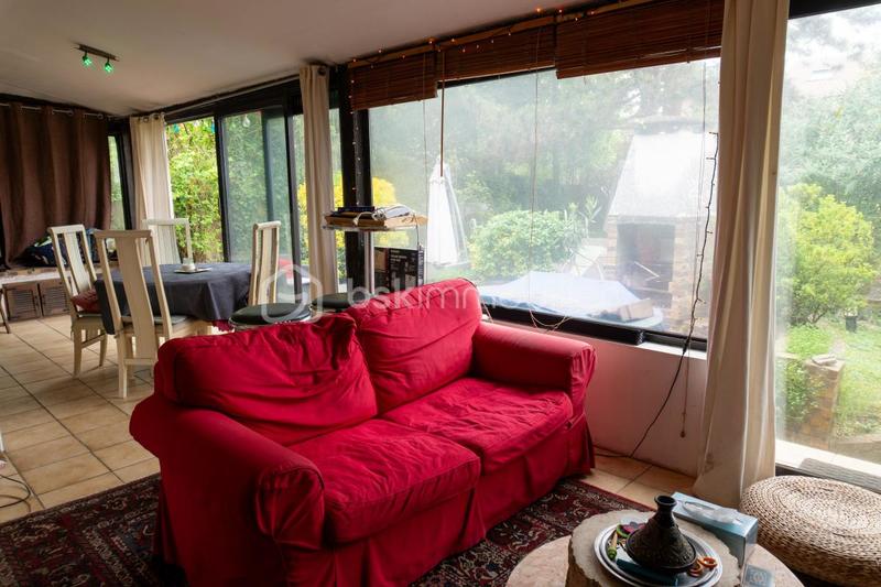 Maison - 193 m² - 8 pièces