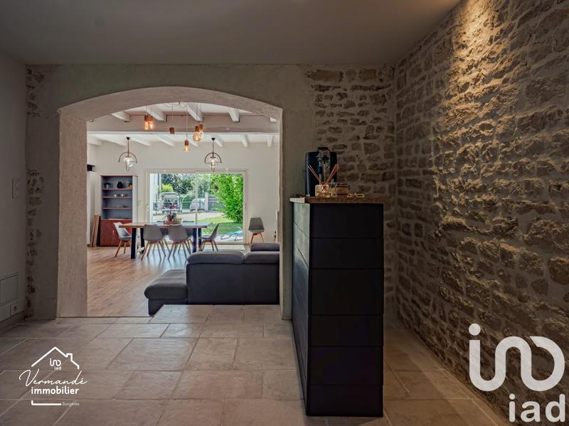 Maison - 265 m² - 9 pièces