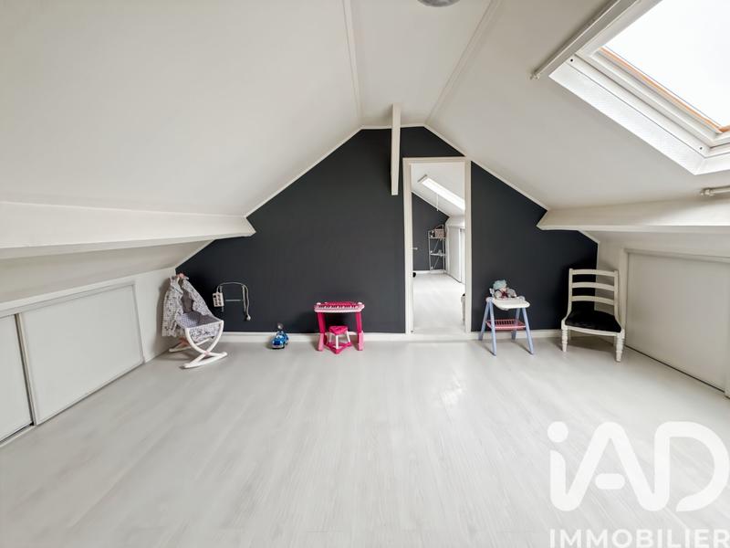 Maison - 180 m² - 7 pièces