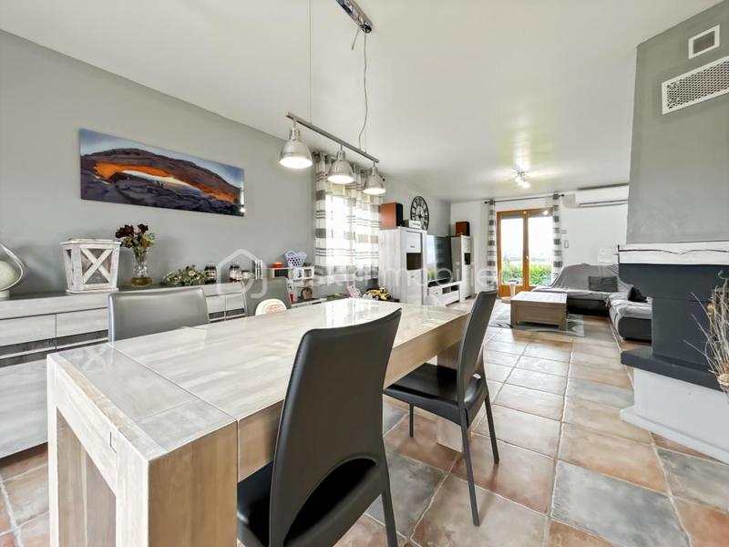 Maison - 111 m² - 6 pièces