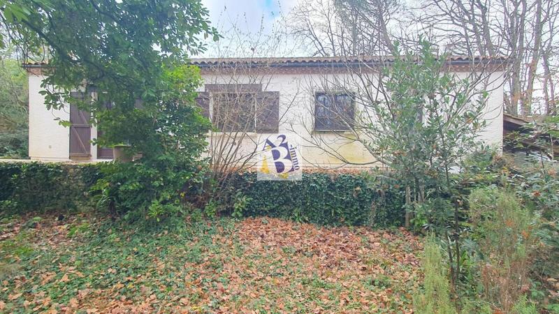 Pavillon - 95 m² - 5 pièces