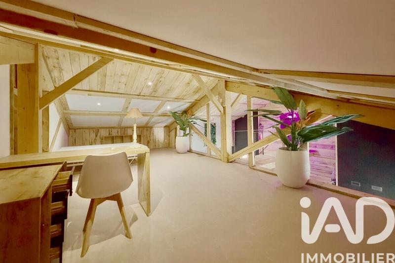 Maison - 140 m² - 1 pièce