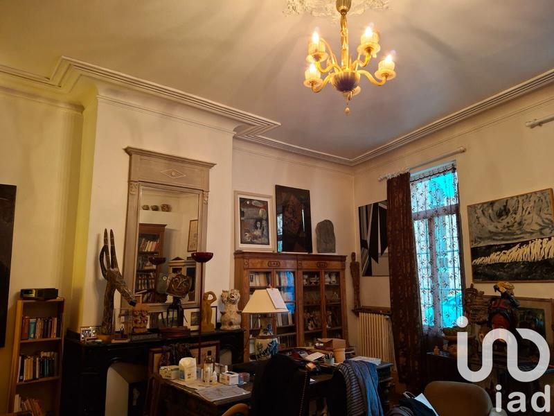 Maison - 328 m² - 10 pièces