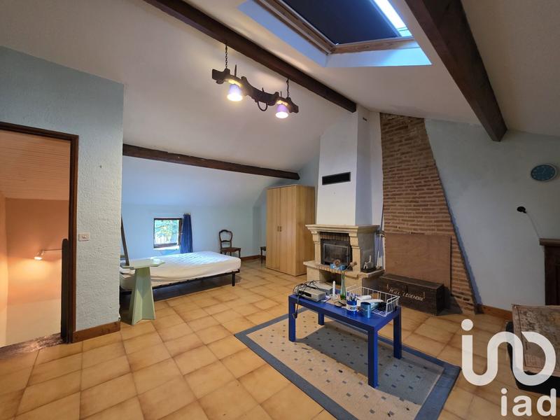 Maison - 203 m² - 6 pièces