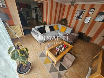 Maison - 214 m² - 7 pièces