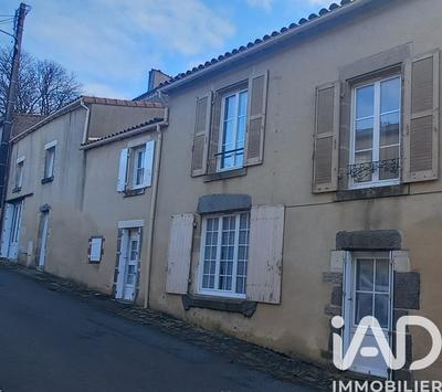Maison - 120 m² - 4 pièces