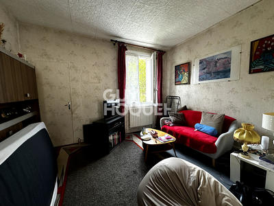 Maison - 83 m² - 5 pièces