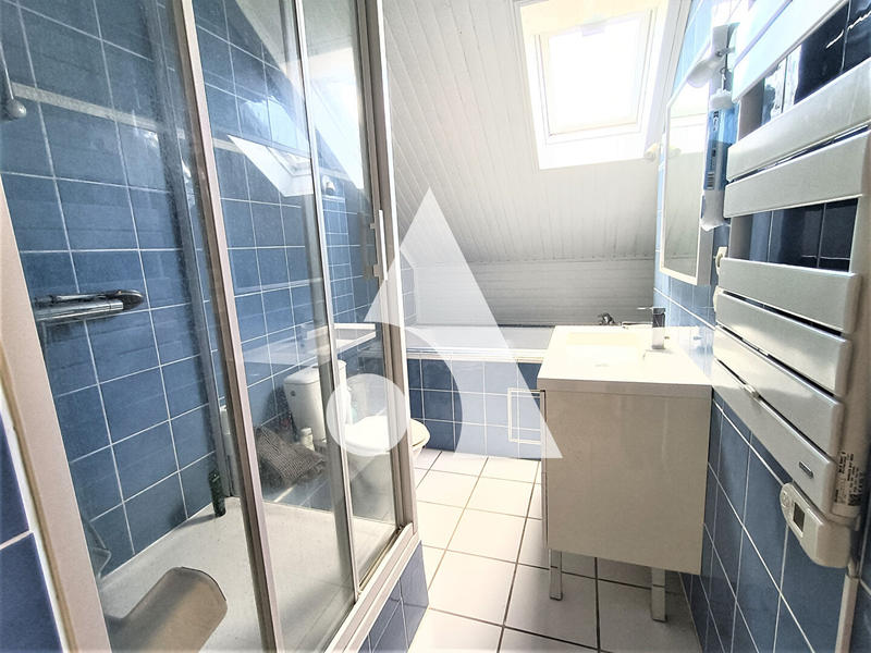 Maison - 83 m² - 5 pièces