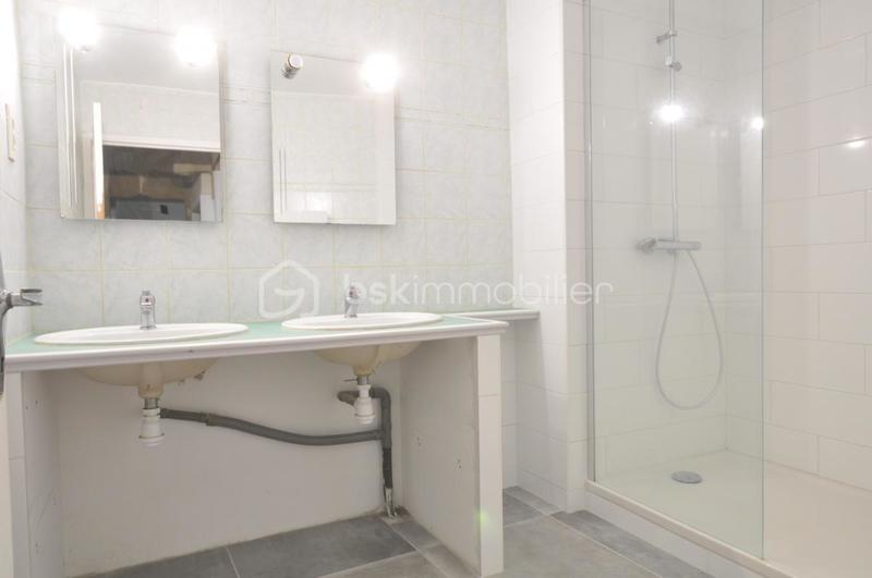 Immeuble - 300 m² - 8 pièces