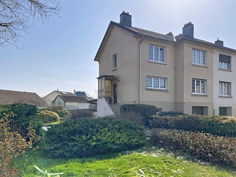 Maison - 130 m² - 7 pièces