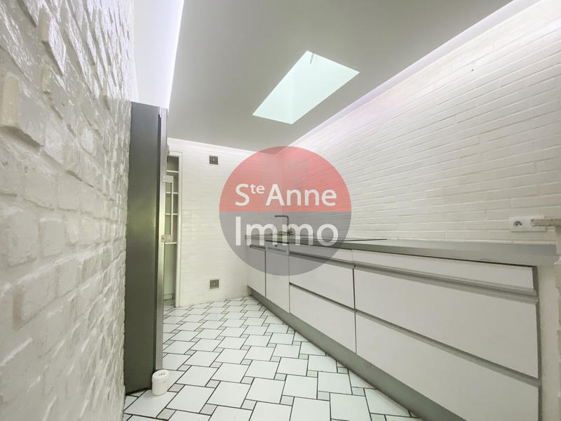 Maison - 197 m² - 7 pièces