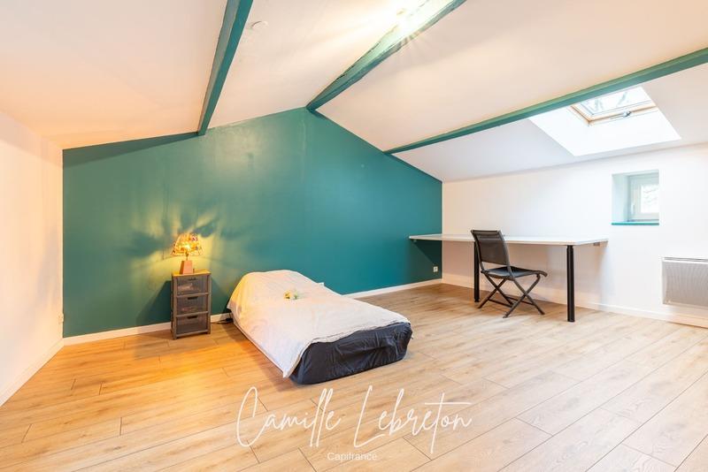 Maison - 198 m² - 6 pièces