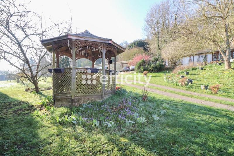 Pavillon - 102 m² - 4 pièces