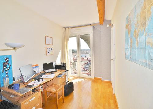 Appartement - 100 m² - 5 pièces
