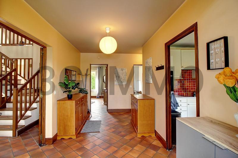 Maison - 227 m² - 8 pièces