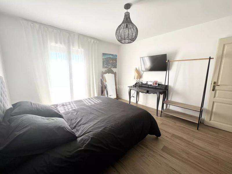 Villa - 177 m² - 5 pièces