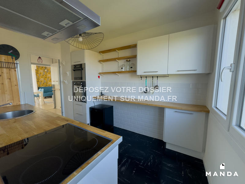 Chambre - 10 m² - 4 pièces