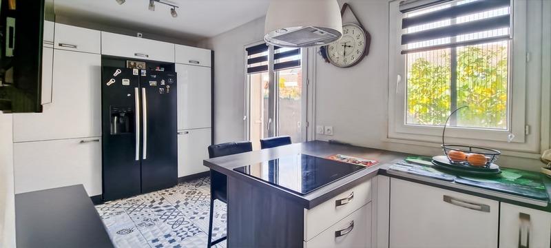 Maison - 87 m² - 4 pièces