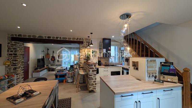 Maison - 85 m² - 4 pièces