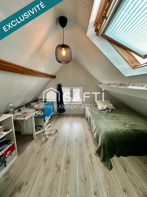 Maison - 90 m² - 5 pièces