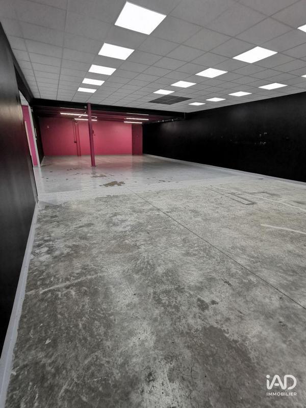 Local commercial - 581 m²