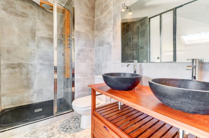 Appartement - 90 m² - 3 pièces