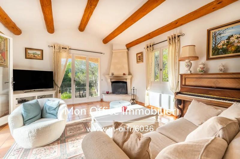 Maison - 185 m² - 7 pièces